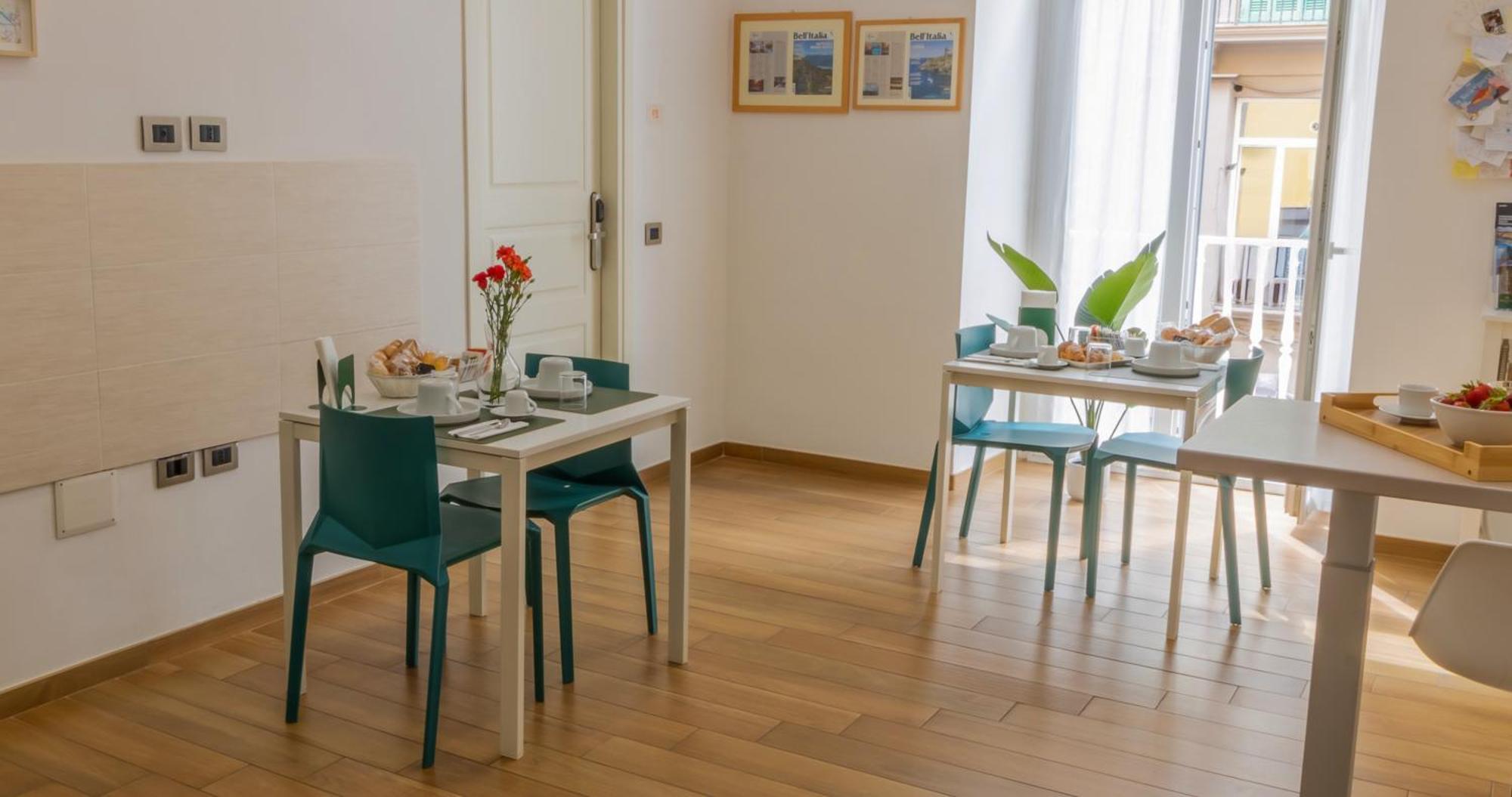 Musto Suites & Rooms Neapol Zewnętrze zdjęcie
