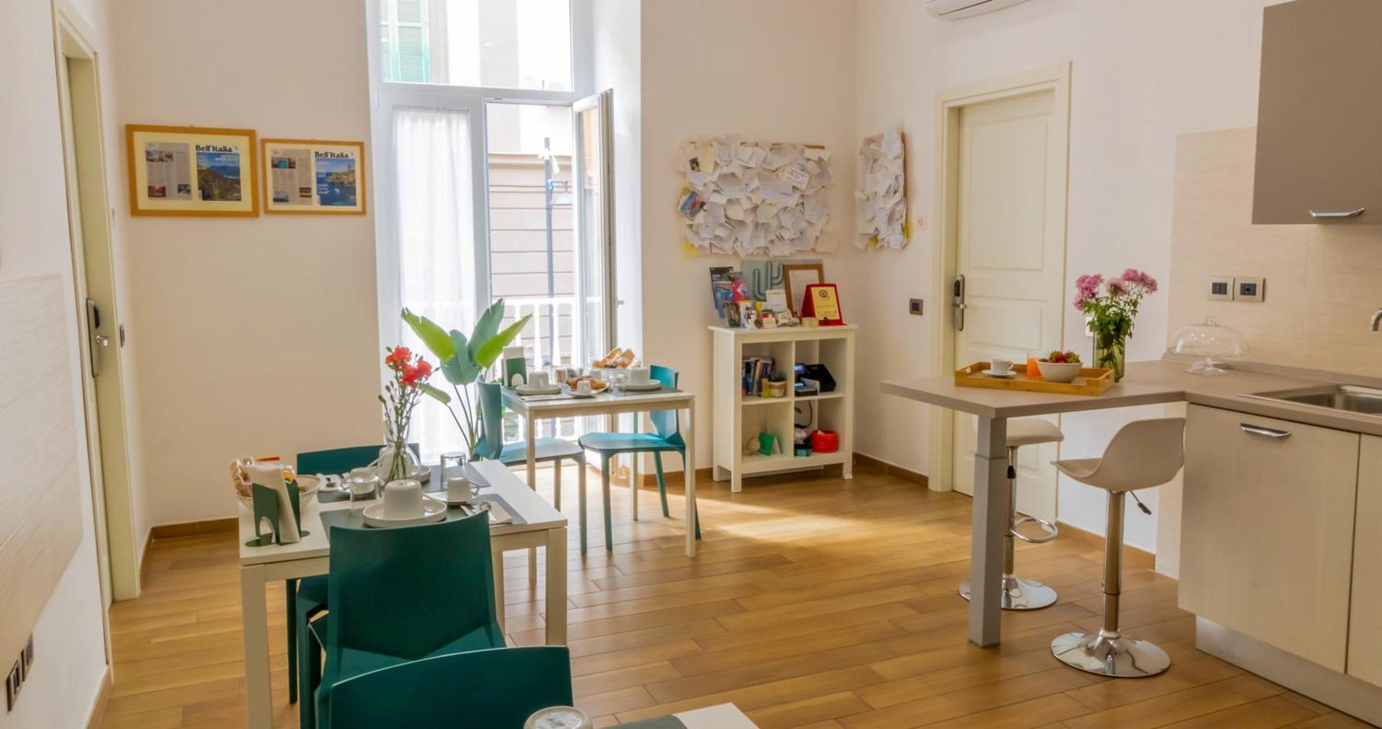 Musto Suites & Rooms Neapol Zewnętrze zdjęcie